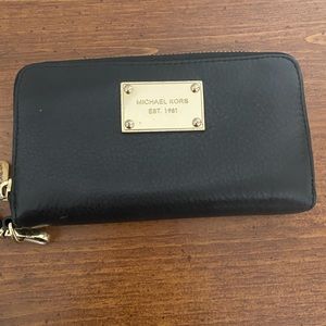 Black Michael Kors Wallet